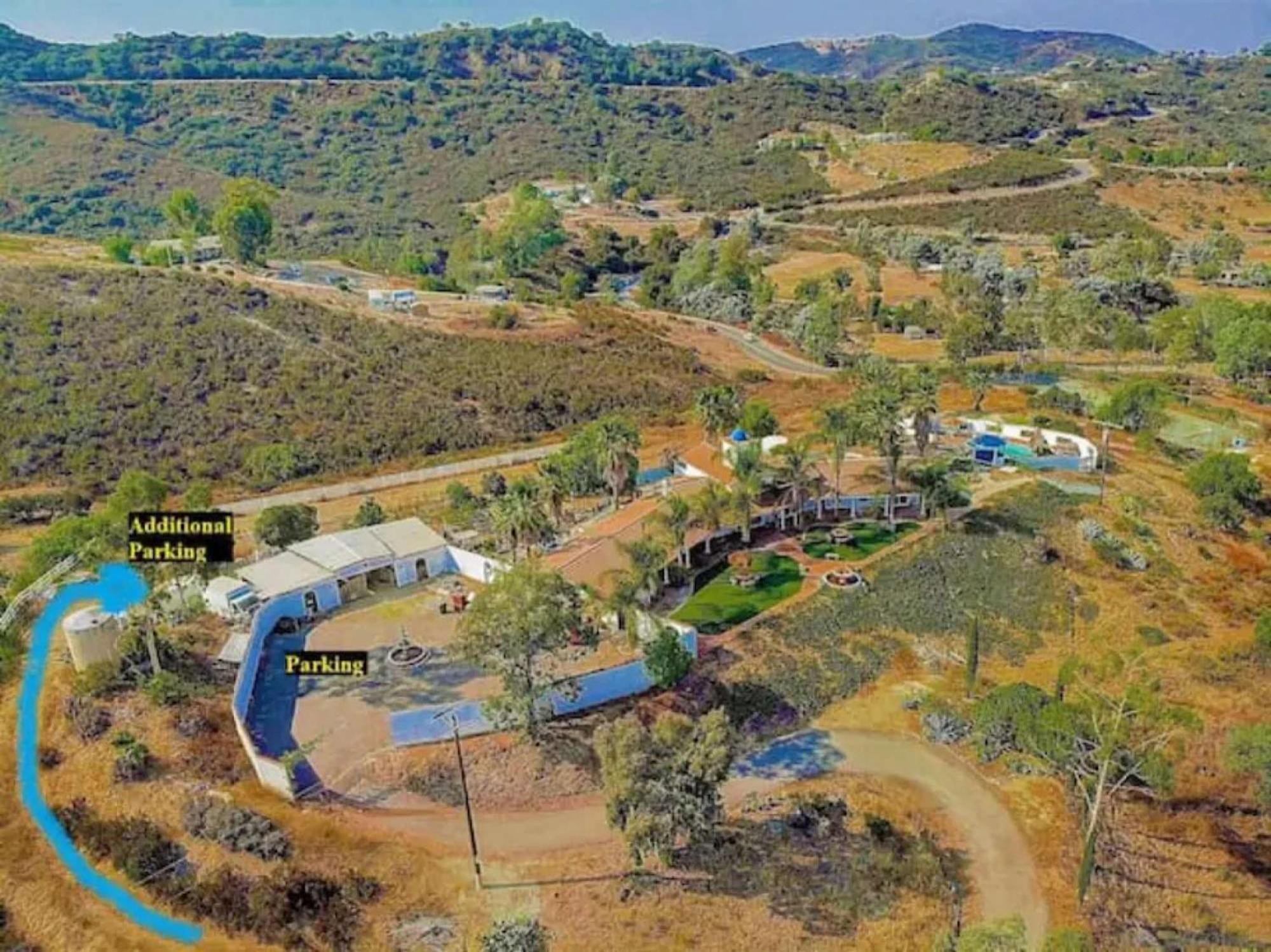 Private Home On 10 Acres - Heated Salt Pool & Jacuzzi, Mountain & City Views, Horseshoes, Basketball, Bbq, Golf Putting, Foosball, Croquet, Bose Stereo, White Cotton Bedding - Hilltop Hacienda, Pool Heat Optional Jamul Экстерьер фото